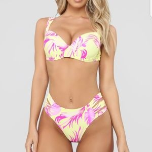 NWT Tropical vacation 2 piece swimsuit